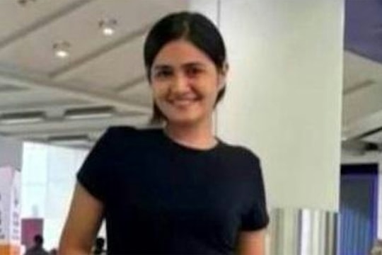 Nữ giúp việc lấy thân che chắn bé sơ sinh trong vụ cháy ở Hong Kong