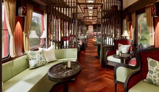 Vé VIP trên tàu du lịch Hà Nội - Hải Phòng có giá tới 300.000 đồng/lượt