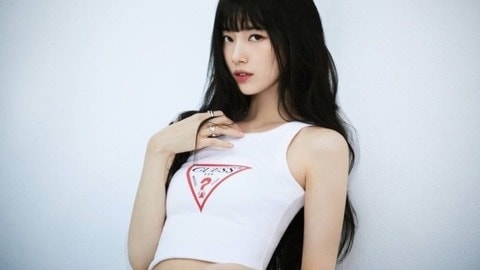 Hình ảnh Suzy chạy bộ ở hồ Tây