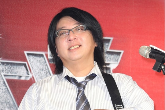 Viên Duy Nhân cấp cứu