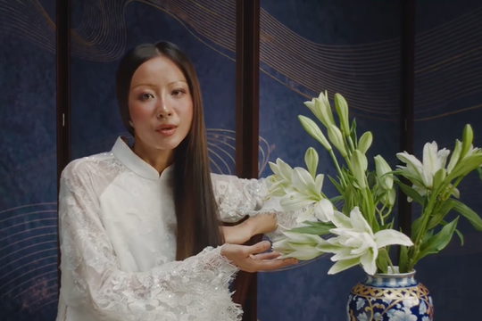 Suboi mặc áo dài hát rap trong video ca nhạc kỷ niệm quan hệ Việt - Mỹ