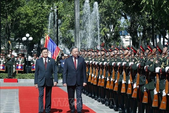 Lễ đón trọng thể Tổng Bí thư Tô Lâm và Phu nhân tại thủ đô Viêng Chăn (Lào)