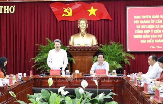 Đẩy mạnh cải cách hành chính, nâng cao chất lượng dịch vụ công