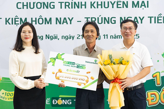 Vietcombank trao thưởng 3 tỷ đồng cho các khách hàng gửi tiết kiệm