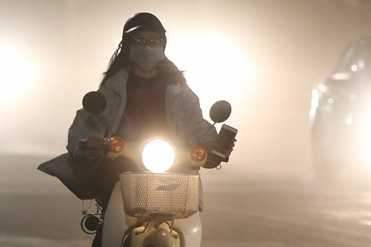 Sự thờ ơ đáng sợ giữa Hà Nội ô nhiễm không khí thứ 5 thế giới