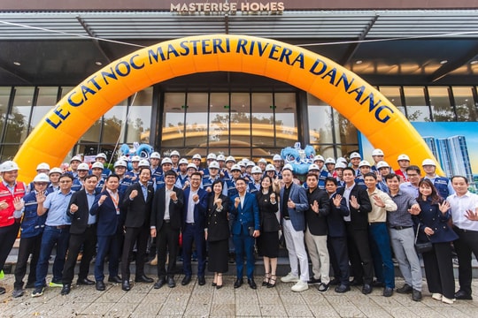 Masterise Homes cất nóc dự án Masteri Rivera Danang