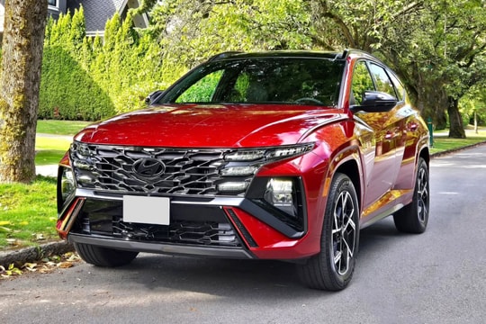 Sếp Hyundai: 'Xe hybrid đang vượt mặt xe điện'