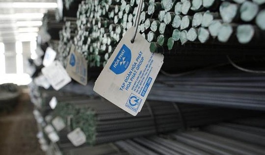 Gia đình tỉ phú Trần Đình Long mất bao nhiêu tiền sau tuyên bố từ ông Donald Trump?