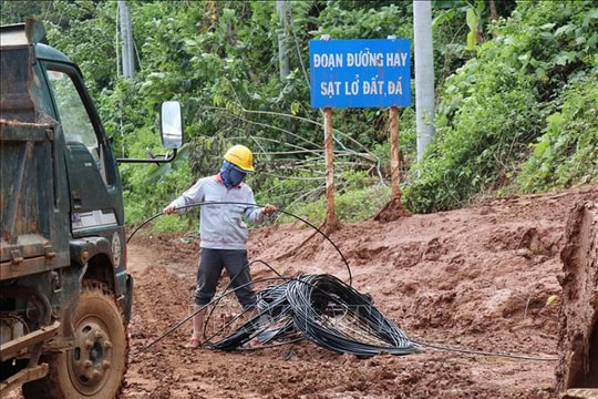 Xây dựng và quản lý bản đồ thông tin cứu hộ trong thiên tai