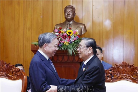 Tổng Bí thư Tô Lâm thăm các nguyên lãnh đạo Lào