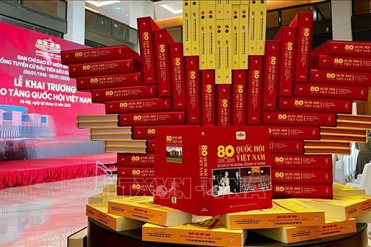 Ra mắt sách ảnh '80 năm Quốc hội Việt Nam (1946-2026)'