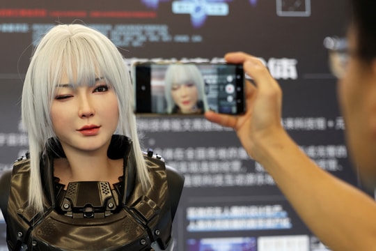 5 cuốn sách giúp hiểu và ứng dụng AI