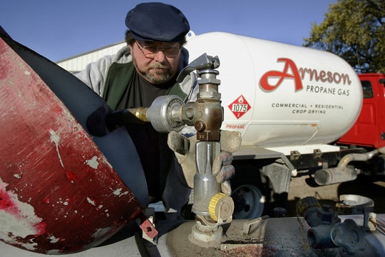 Dân Mỹ chật vật vì giá khí đốt 'chỉ tăng không giảm'