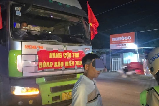 Mạo danh chở hàng cứu trợ người miền Trung để vi phạm tải trọng