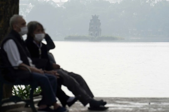 Hà Nội khuyến cáo người dân hạn chế ra ngoài khi không khí ô nhiễm