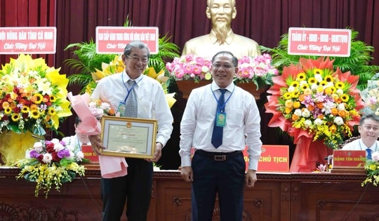 "Cha đẻ" gạo ST25 nhận thêm tin vui