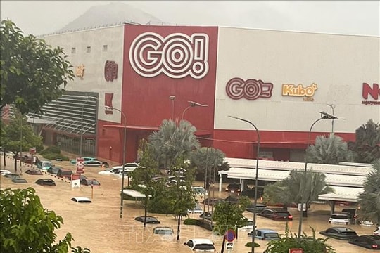 Thích ứng thiên tai 'vượt quy luật' - Bài cuối: Sức ép nâng cấp cảnh báo