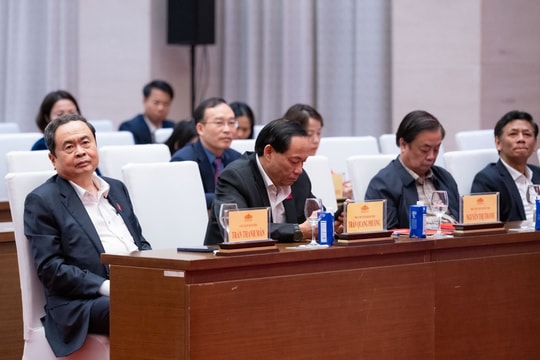 Chủ tịch Quốc hội Trần Thanh Mẫn dự hội nghị tổng kết Nhóm đại biểu Quốc hội chuyên trách địa phương