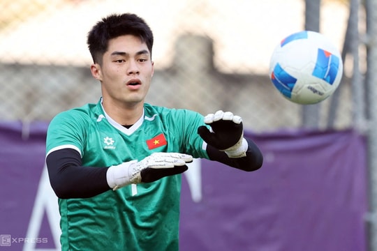 Lào - Việt Nam: Trung Kiên bắt chính, Đình Bắc xuất phát