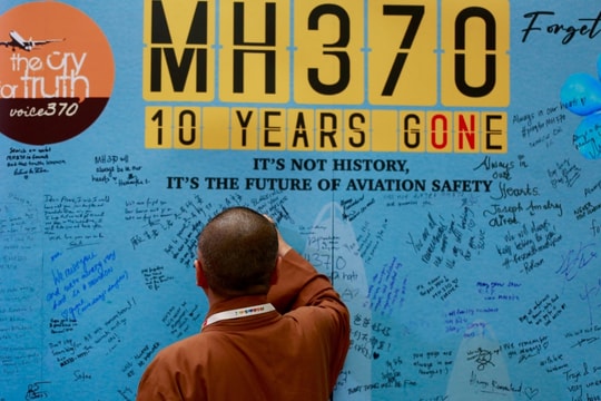 Malaysia nối lại tìm kiếm máy bay MH370