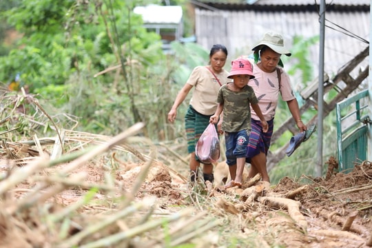 Trình Quốc hội chương trình mục tiêu 1,23 triệu tỷ đồng để giảm nghèo