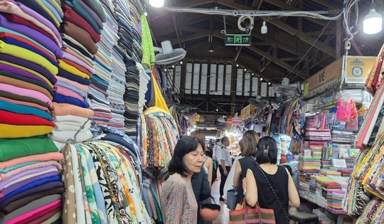 Chuyển đổi gần 7.000 chợ truyền thống