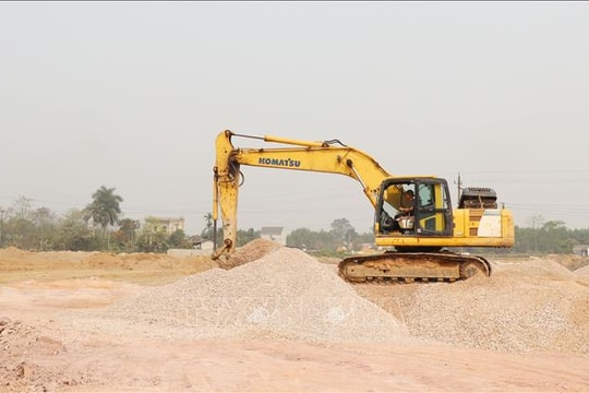 Tháo gỡ khó khăn giải ngân vốn đầu tư công 2025