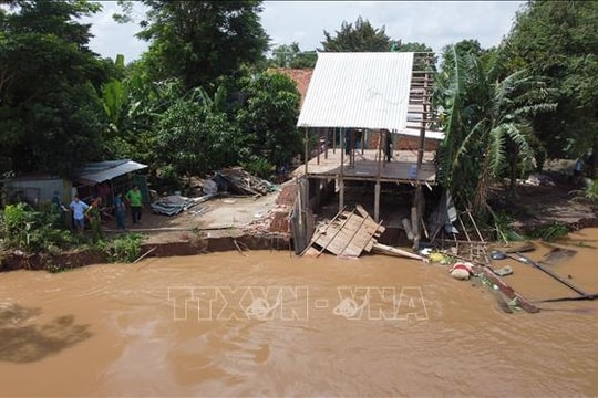 Đồng Tháp công bố tình huống khẩn cấp sạt lở bờ sông Tiền