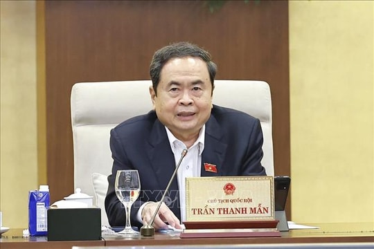 Bổ sung các chính sách, nguồn lực phát triển báo chí