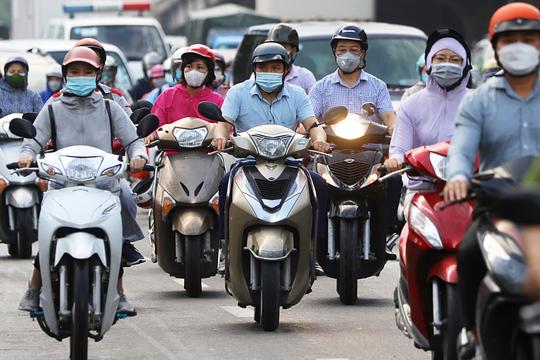 'Cấm xe máy xăng vào vành đai 1 Hà Nội từ tháng 7/2026 là quá gấp'