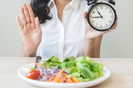 Có nên nhịn ăn để thanh lọc cơ thể, giảm cân?