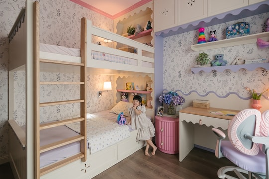 Phòng 12 m2 phối màu tím hồng theo sở thích của bé gái 4 tuổi