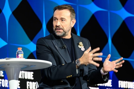 Giám đốc Samsung muốn thay đổi phong cách tối giản của thiết bị