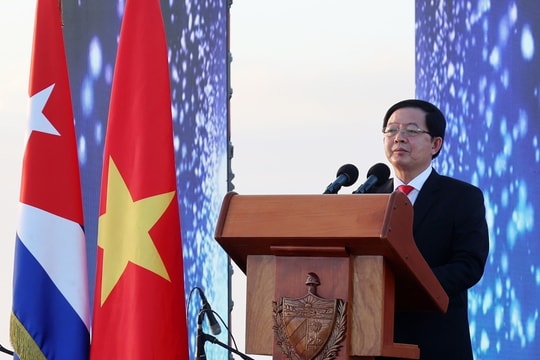 Khởi công dự án nhà máy điện mặt trời Việt Nam tặng Cuba