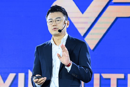 'Robot có thể trị bệnh, giúp con người kéo dài tuổi thọ'