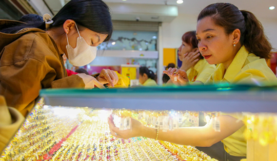 Vẫn băn khoăn với thuế giao dịch vàng miếng