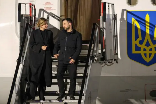 Phát hiện 5 UAV bí ẩn bay gần chuyên cơ của Tổng thống Zelensky