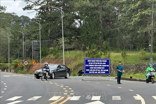 Thông xe tạm thời đèo Prenn (Lâm Đồng) từ ngày 5 - 7/12