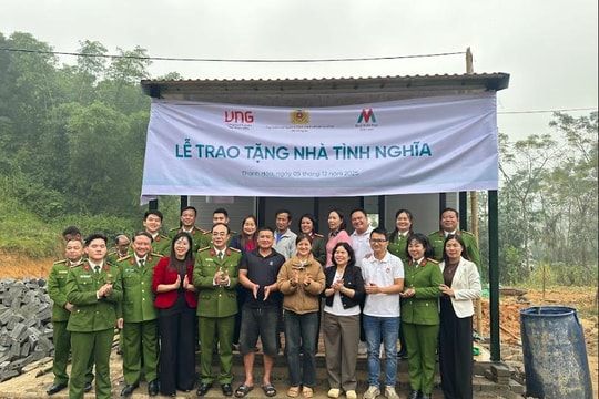 Bộ Công an phối hợp Quỹ Kiến tạo ước mơ trao tặng 23 căn nhà tình nghĩa tại Thanh Hóa