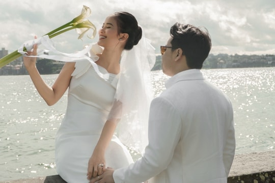 Ảnh cưới của Á hậu Hương Ly