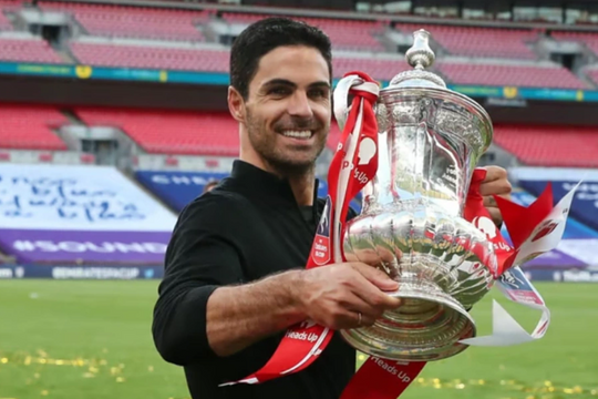 Cựu danh thủ Arsenal lo Arteta ra đi nếu vô địch mùa này