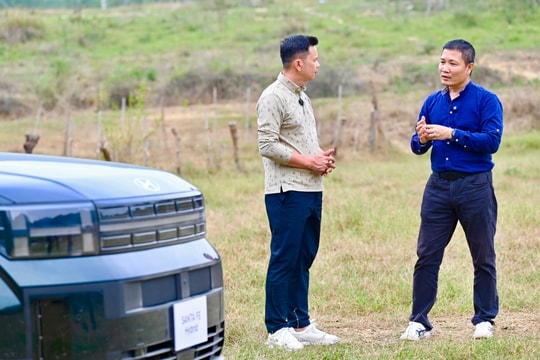 Giám khảo Car Awards bất ngờ với hybrid của Hyundai Santa Fe