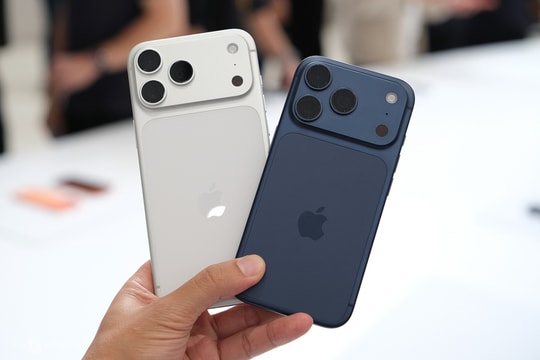 Phone 17 Pro bị cắt tính năng chụp đêm ở chế độ chân dung