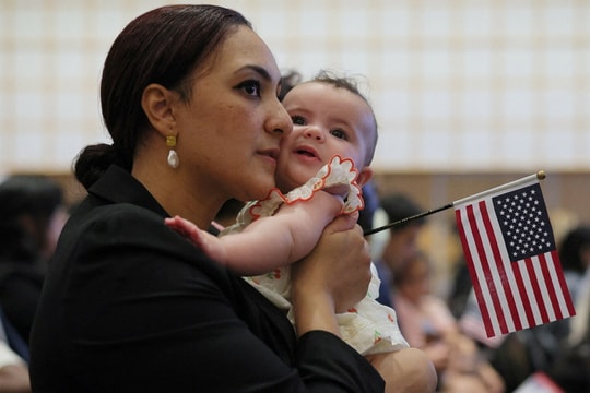 Dân nhập cư Afghanistan thấp thỏm giữa cơn thịnh nộ của ông Trump