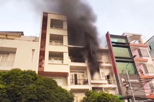 Công an TP HCM điều tra dấu hiệu tội phạm vụ cháy 2 người chết