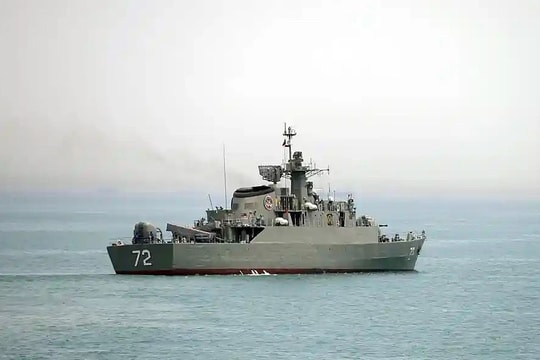 Iran tập trận hải quân, phát cảnh báo đến tàu chiến Mỹ