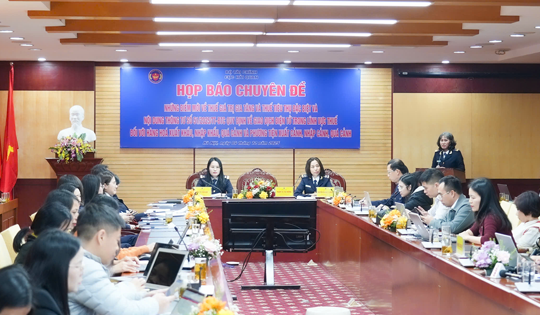 Thu hơn 1.000 tỉ đồng với hàng nhập khẩu giá trị nhỏ