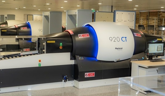 Ngắm máy soi chiếu 3D "khủng" mới toanh tại sân bay Nội Bài