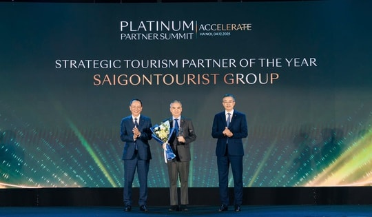 Saigontourist Group được vinh danh “Đối Tác Chiến Lược Du Lịch” của Vietnam Airlines