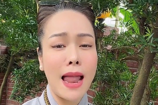 Nhật Kim Anh cầu cứu